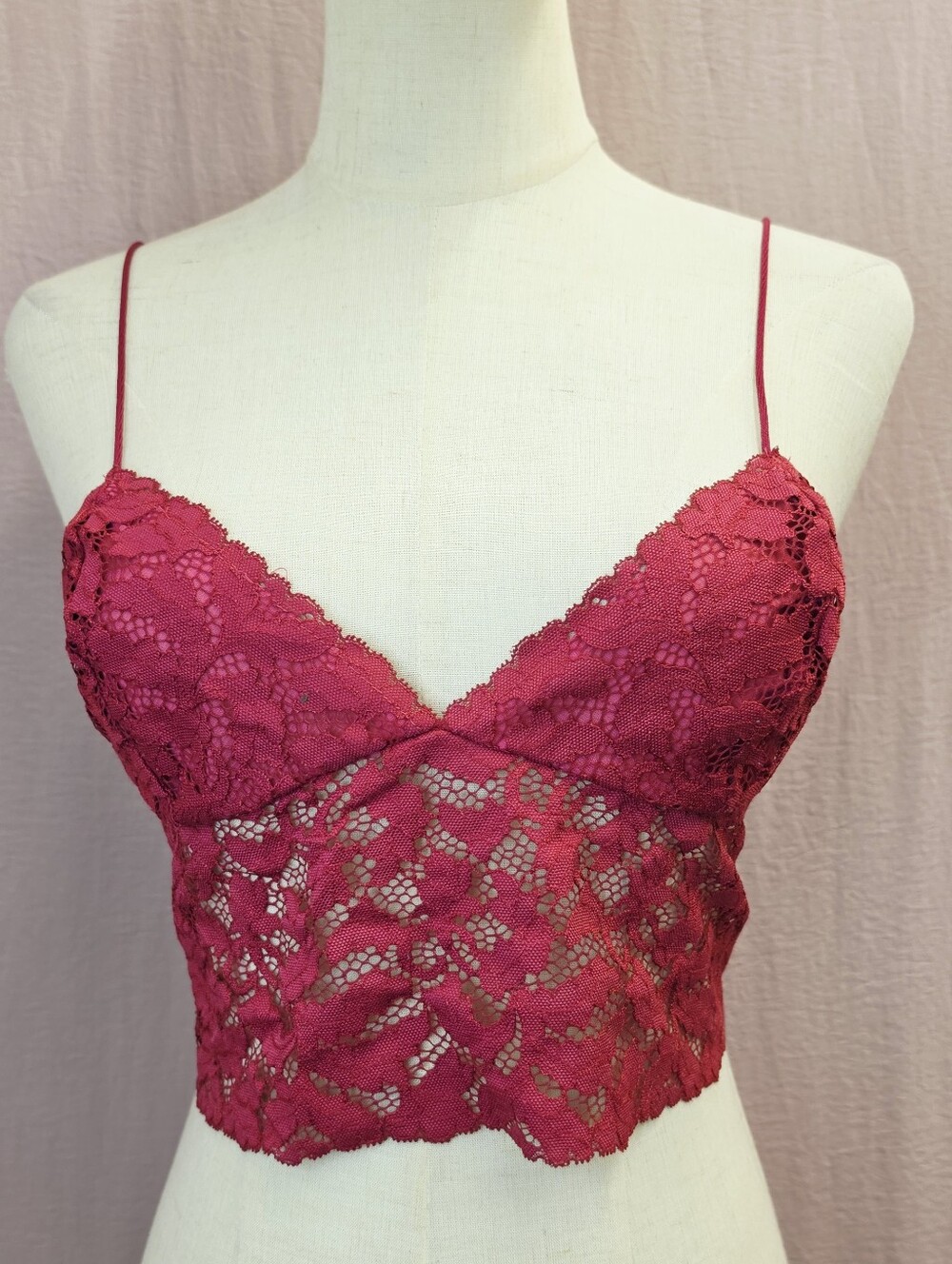 Free People Intimately Long Line Lace Bralette- RED, LARGE EUC